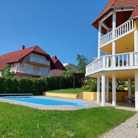 Villa Laar Heviz Exterior photo