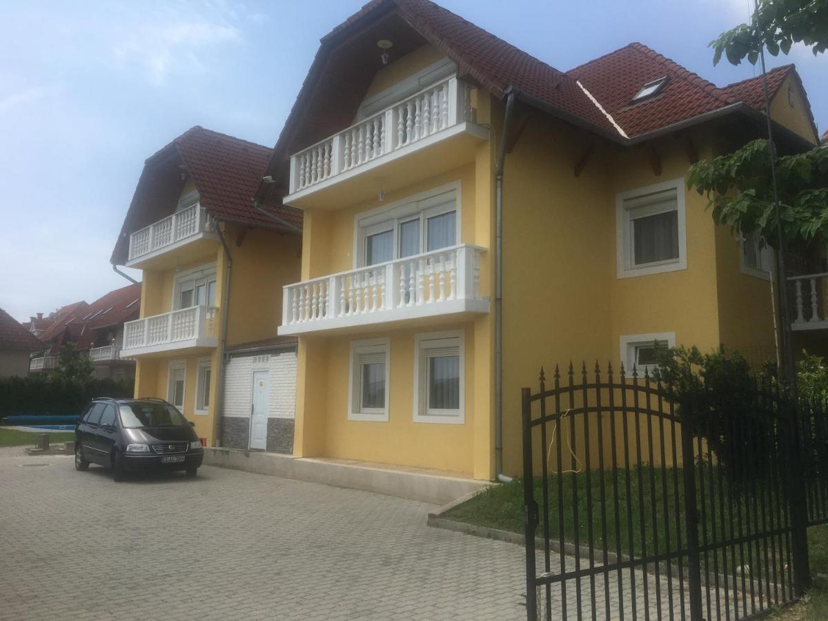 Villa Laar Heviz Exterior photo